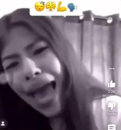 I’m 16 going through a crazy life 😤