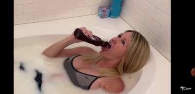 Mummy loves chocolate 😍😈