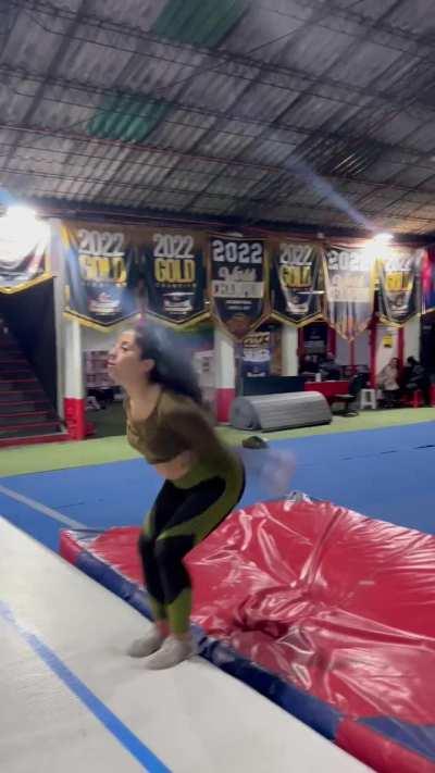 You can’t even imagine what this sounds like.🍑💨🔥