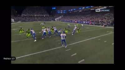 Matt Stafford no look pass to Robert Woods. Cooper Kupp points at Stafford after the play to say “damn that was nice Matt! I thought you were throwing to me!”