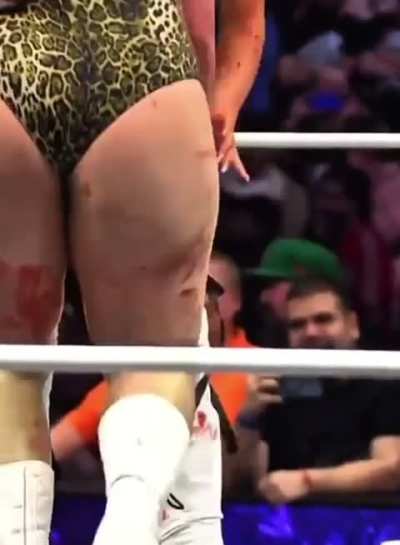 Toni Storm's big ass