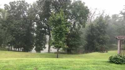 20 seconds of heavy rain in the Iowa countryside