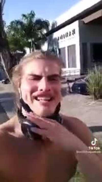 Viu muquinha nao adianta ter a porche e nao ter rostinho quadro e ser do SUL