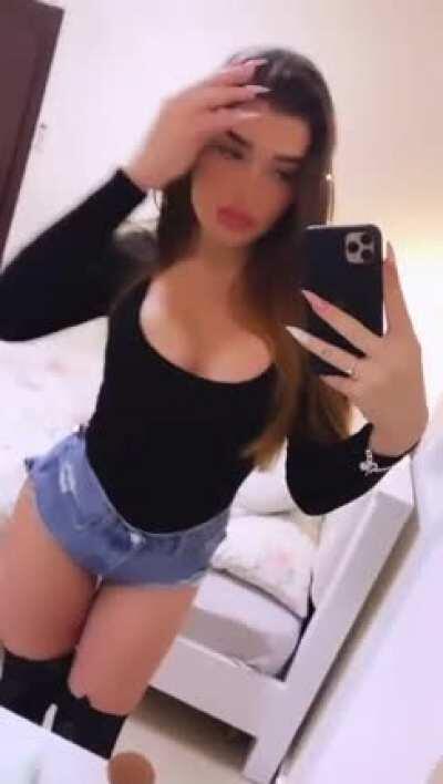 I wish she’d make an of