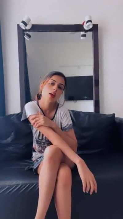 Popping Out Ig - @missnidss