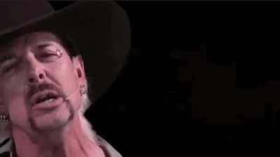 Do you ever wonnddeerrrrr about the thunder.