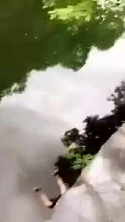 my man flexed too hard