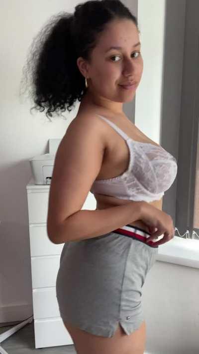 Thank you all for the love! This subreddit is wholesome as heck.