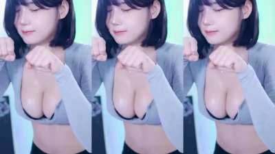 KBJ Twitch 고라니율 [golaniyule0] AI Enhanced *Oiled 🎵Rider - 20240809