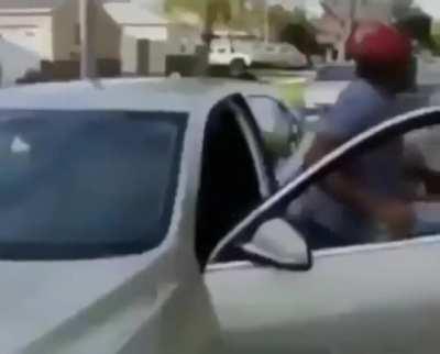 Next time this nigga Bruce don't give me my channel points😠...