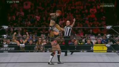 Meanwhile on Dynamite: Jamie Hayter tries to soften up Ruby Soho!