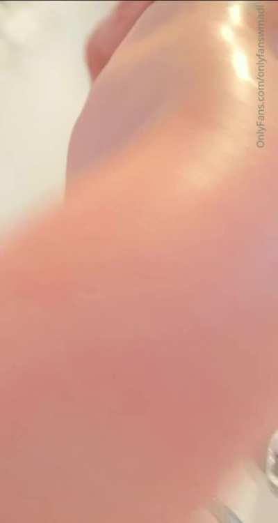 Get her surprise pack, Link in comment