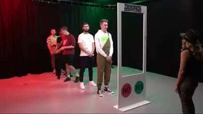 This pickup line would work wonder on me ngl