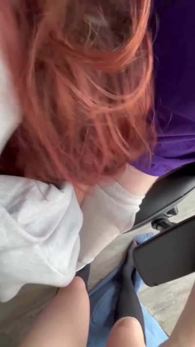 Showed my bestie my BFs cock and she literally couldn’t resist