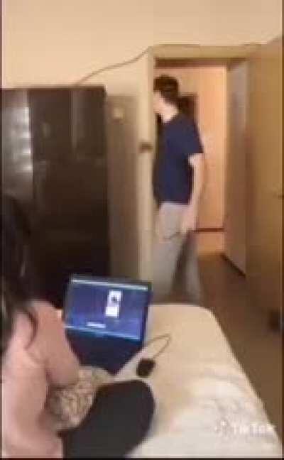 Don't mind me I'm just gonna share random videos i found on my phone #6