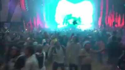 Le dernier post de Gregory Charles est pas vrai, c'est ÇA un show de Gregory Charles