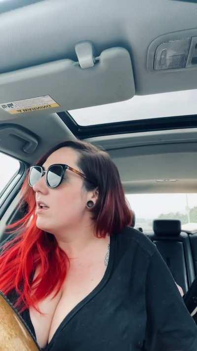 Cop pulled up right next to me on my rainy day boob cruise earlierâ¦ð¬ðð®âð¨ close call bahah.