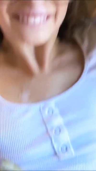 Cumming on her beautiful face
