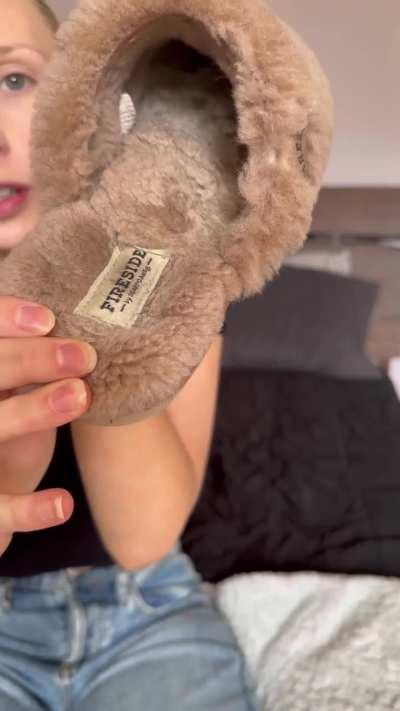 Hot and sweaty slippers for the win 🤭