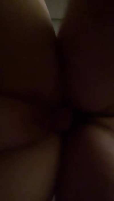 geliyorum diyerek boşalan kız