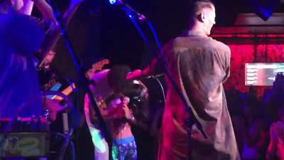 Help me find Neil & Rayna!