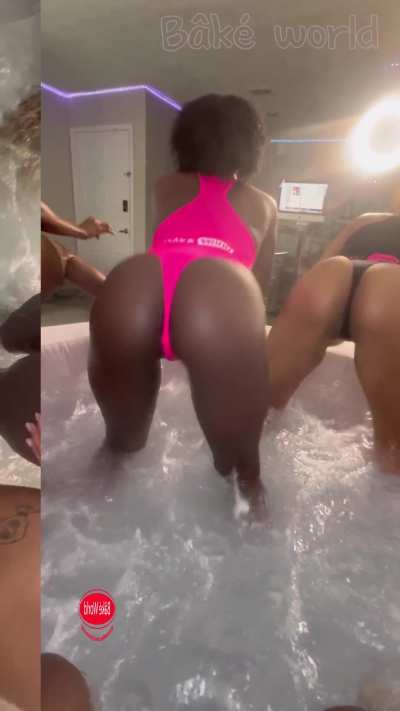 Bake world jacuzzi party have booty every where