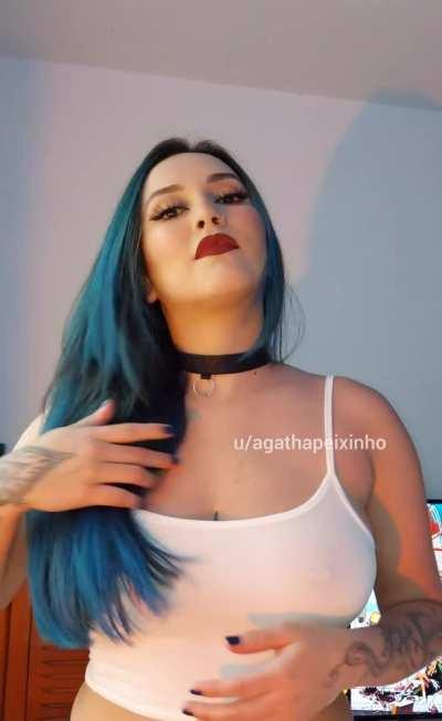 if you like natural boobs, you stopped at the right video :p