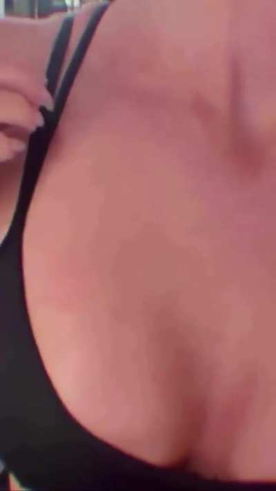 Gym session : booty and boobs