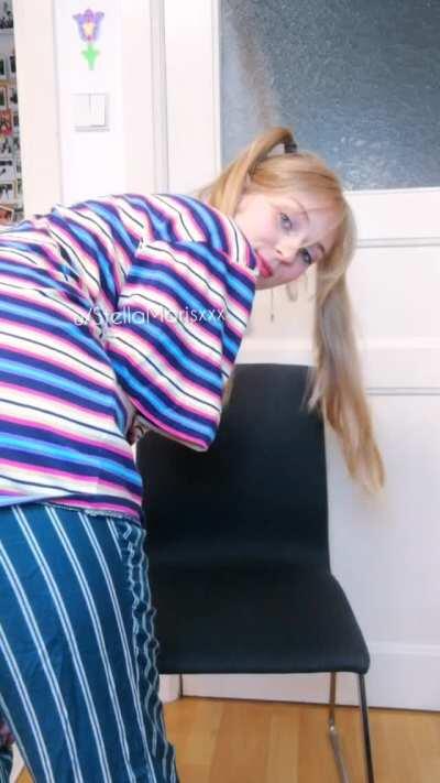 SURPRISE (FREE ALBUM IN THE COMMENTS)👇👇