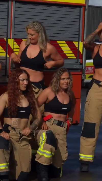 randomly got this while scrolling through insta reels and was completely stunlocked for like 5 minutes lol