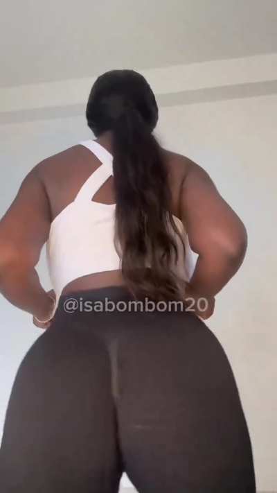 Isa Bombom