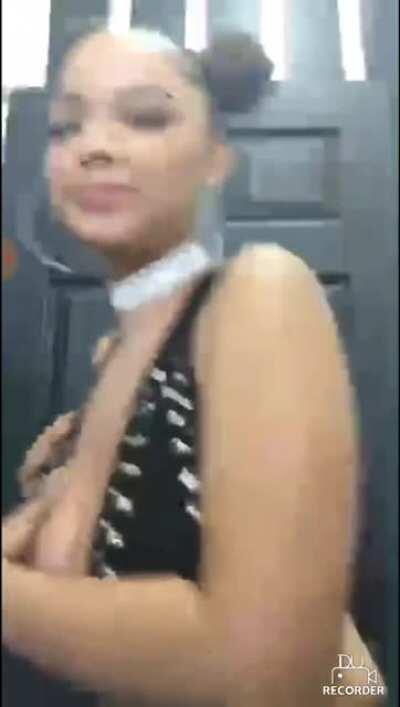 sound fucked up on all these vid