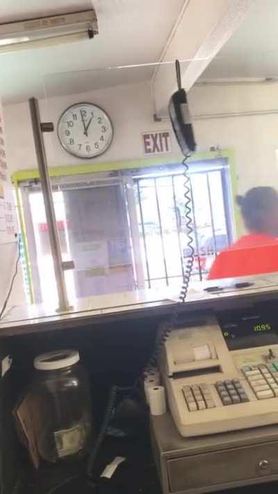 she didn’t want to wear a mask. let’s make her famous