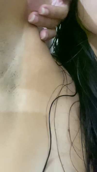 I don’t blame you if you can’t stop looking at my pits.. they are your trigger!