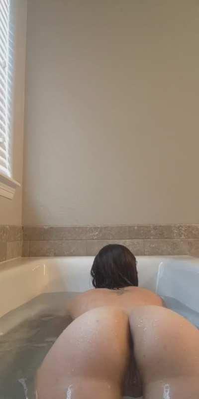 Showing off my backside