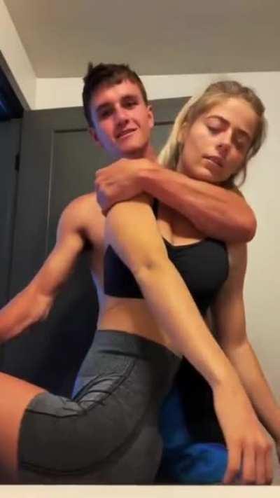 Прохрустели