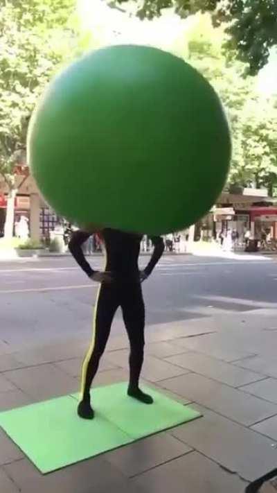 How the hell does he breathe!