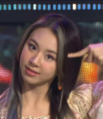 200610 - Crazy stare Chaeyoung