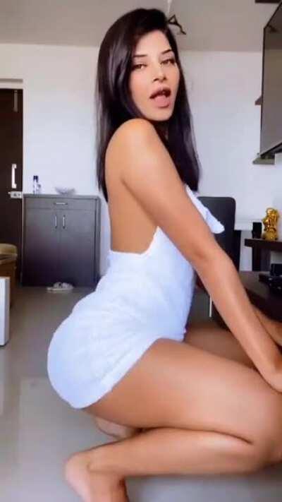 Slo mo buss it!! 🥵