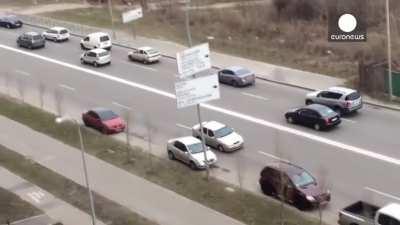 How NOT to avoid traffic