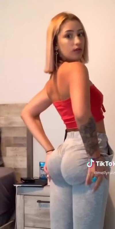 We need her nudes.. ASAP