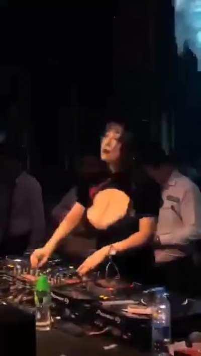 ID on this DJ?