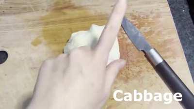 Any fool can make this borsch in bread.