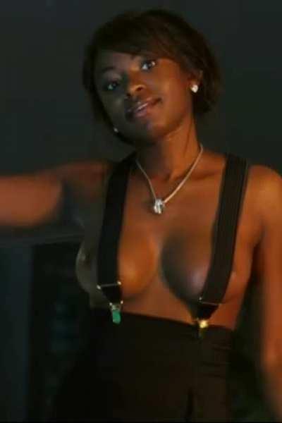 Naturi Naughton 