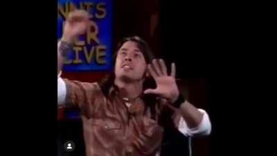 Dave on Krist hitting himself with his bass