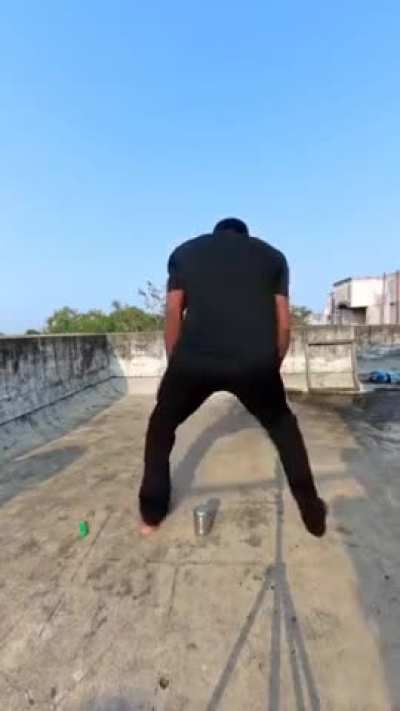 I don't know why he did that but that scream 💀