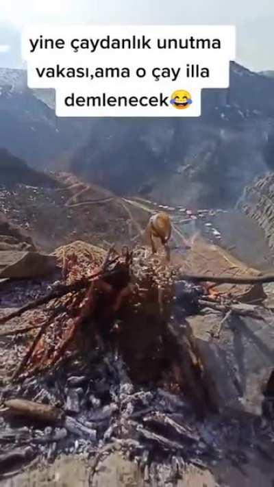 Boiling water in a plastic bottle for tea