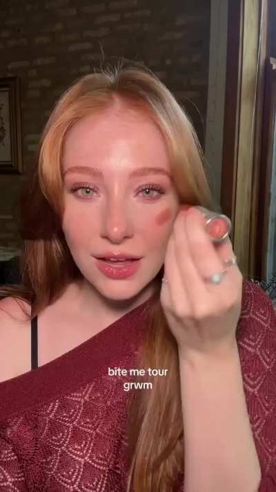 'bite me tour grwm' - IG September 2025