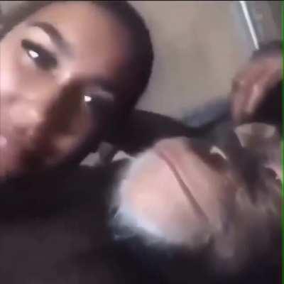 Peruano con novia😍