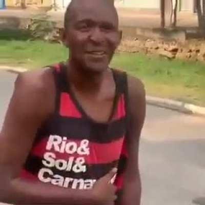 ENCONTREI O MUCA HJ OLHA OQ ELE ME DISSE